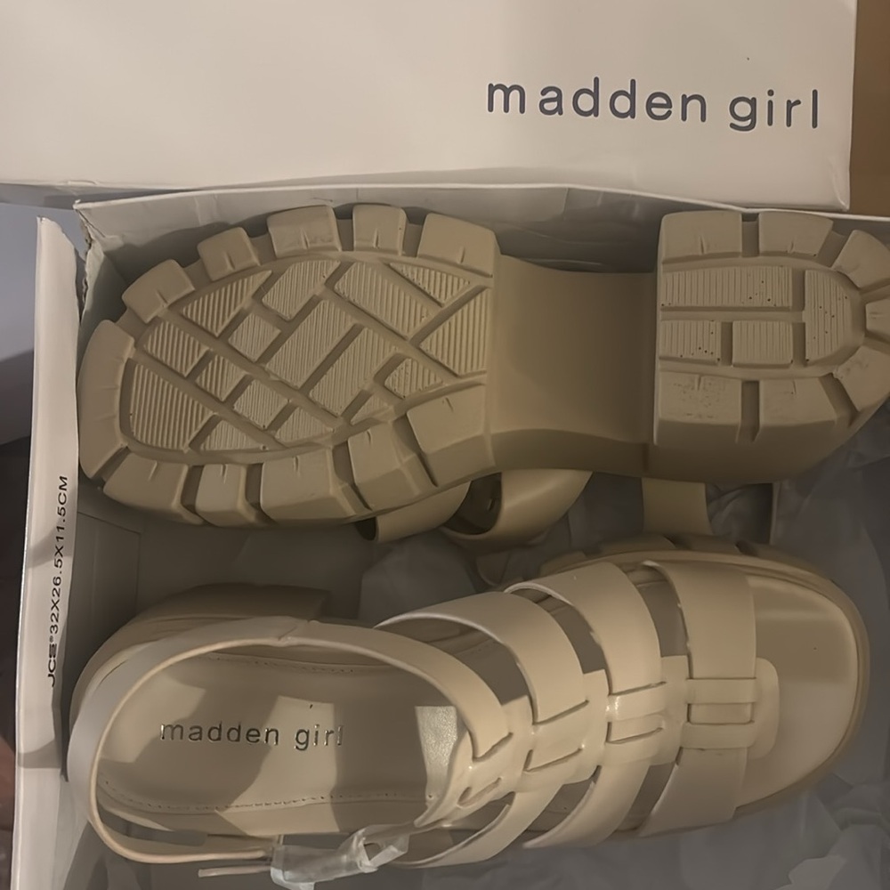 Madden Girl Galaxy off white wedge - Picture 3 of 4